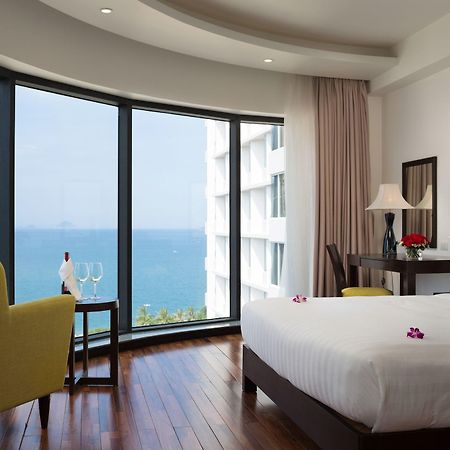 Legendsea Hotel Nha Trang Exteriör bild