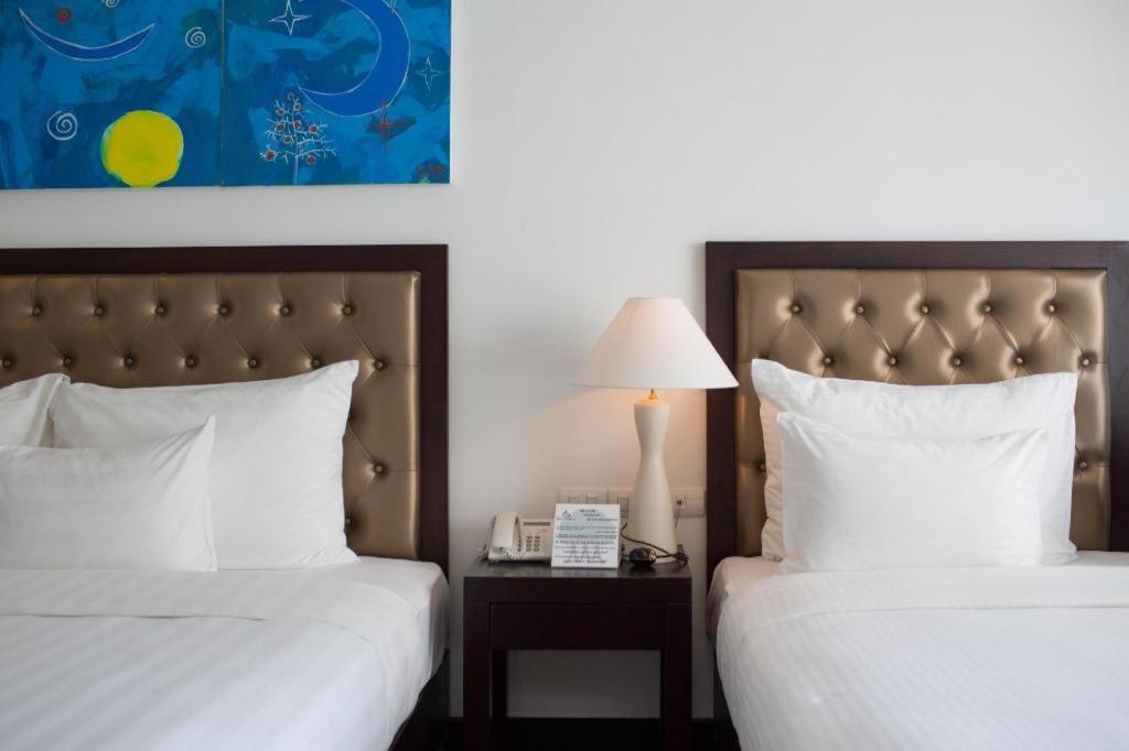 Legendsea Hotel Nha Trang Exteriör bild