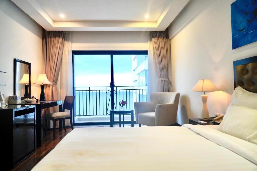 Legendsea Hotel Nha Trang Exteriör bild