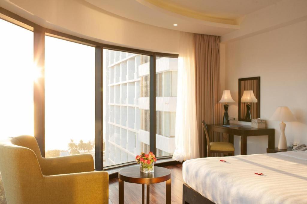 Legendsea Hotel Nha Trang Exteriör bild