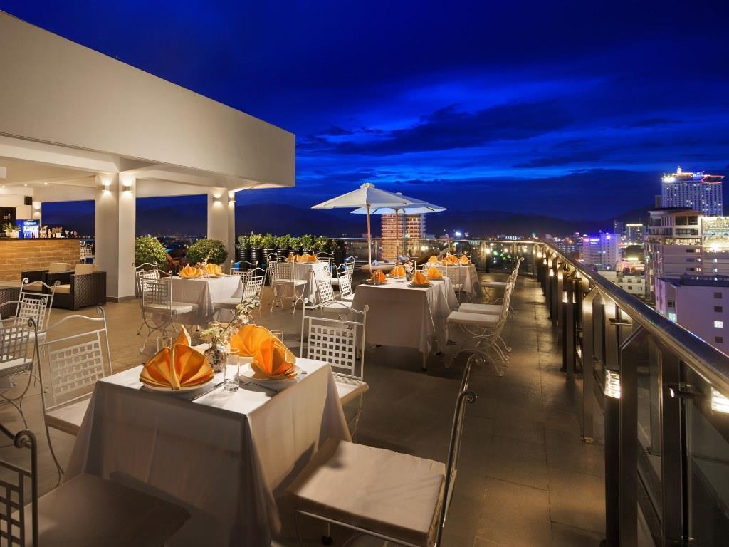 Legendsea Hotel Nha Trang Exteriör bild